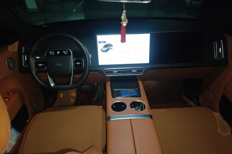 Used Li Auto L9 2023 Pro Model Center Console