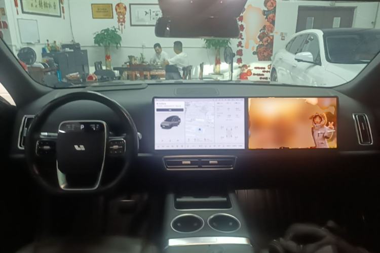 Used Li Auto L9 2023 Pro Model Center Console