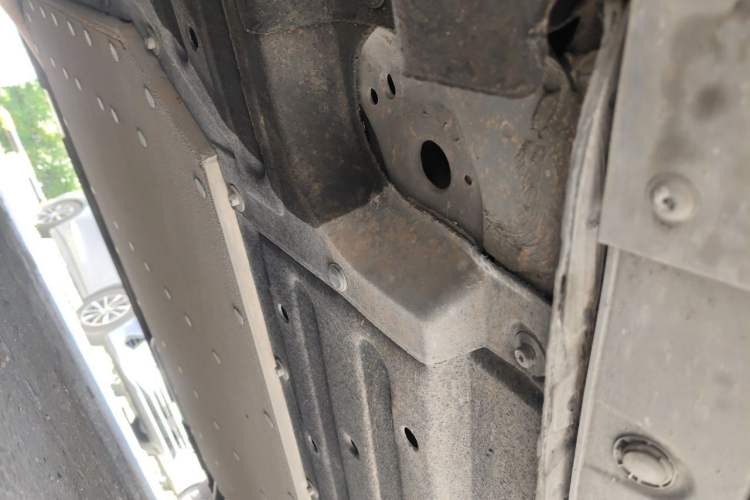 Used Li Auto L9 2023 Pro Model Chassis Front Left