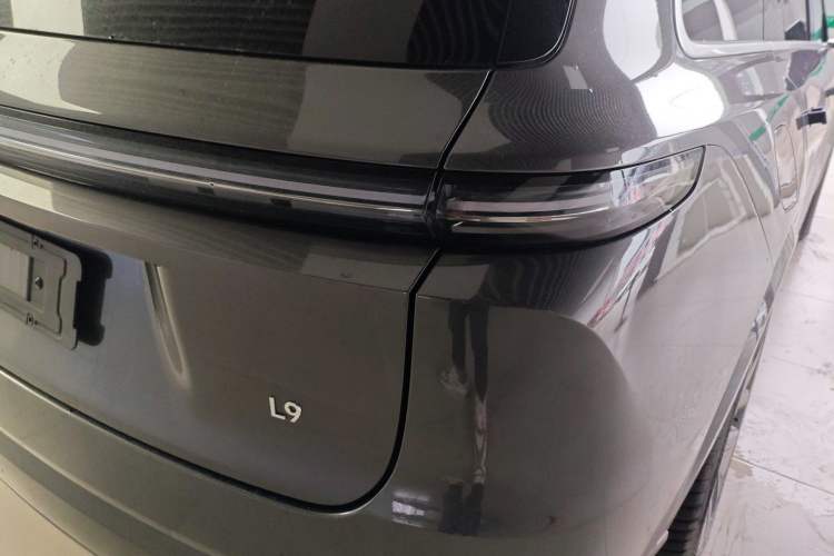Used Li Auto L9 2023 Pro Model Exterior 3