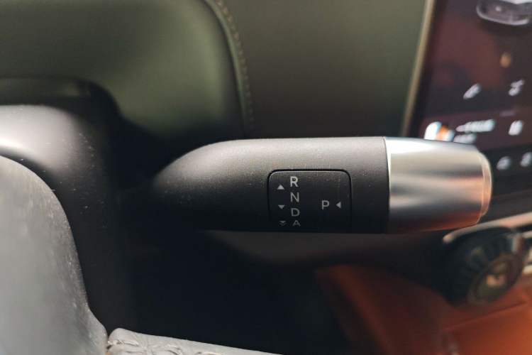 Used Li Auto L9 2023 Pro Model Gear Lever