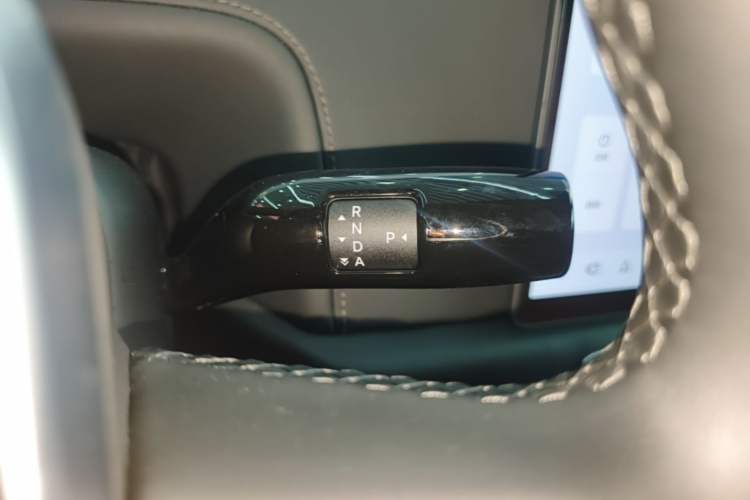 Used Li Auto L9 2023 Pro Model Gear Lever