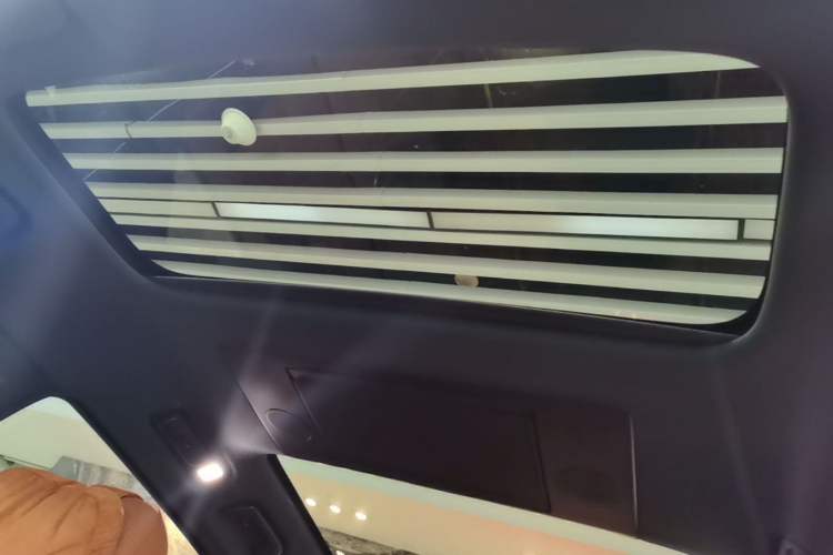 Used Li Auto L9 2023 Pro Model Headliner