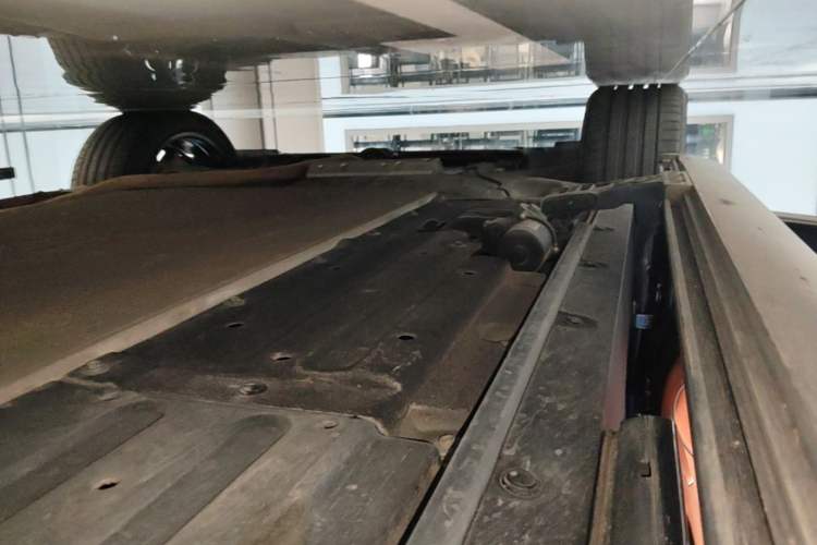 Used Li Auto L9 2023 Pro Model Left Side Sill