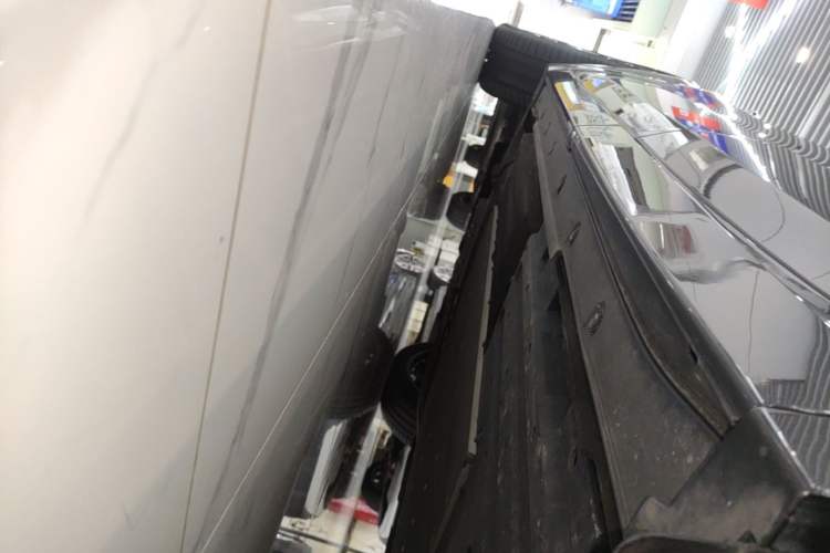 Used Li Auto L9 2023 Pro Model Left Side Sill