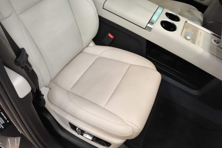 Used Li Auto L9 2023 Pro Model Right Front Seat