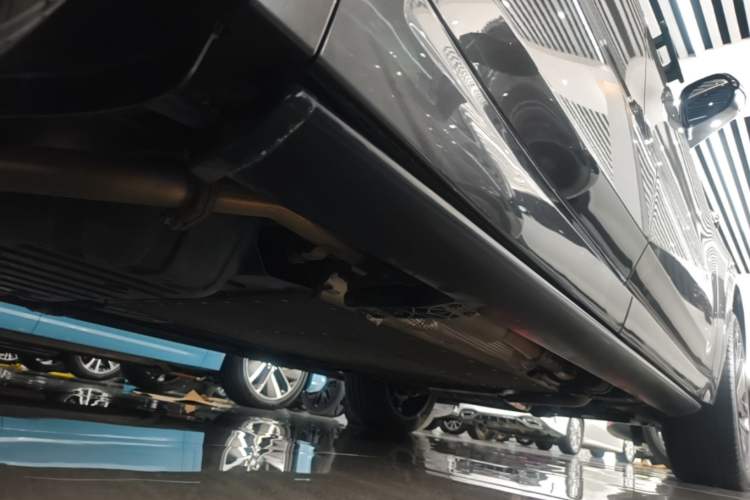 Used Li Auto L9 2023 Pro Model Right Side Sill