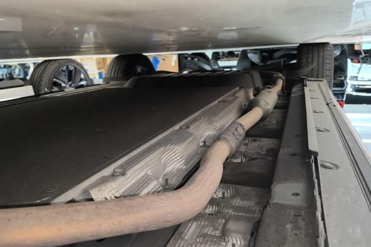 Used Li Auto L9 2023 Pro Model Right Side Sill