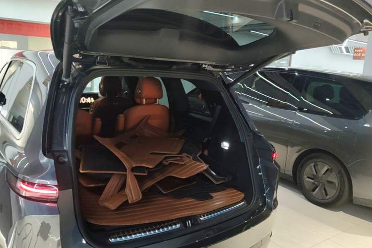 Used Li Auto L9 2023 Pro Model Trunk