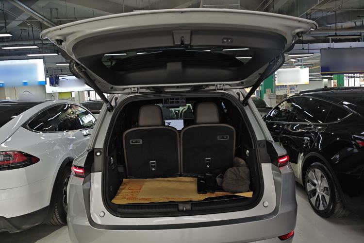 Used Li Auto L9 2023 Pro Model Trunk