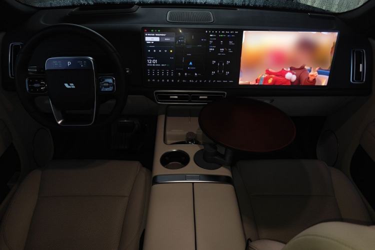 Used Li Auto L9 2023 Pro Model Center Console