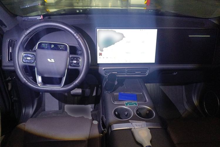 Used Li Auto L9 2023 Pro Model Center Console