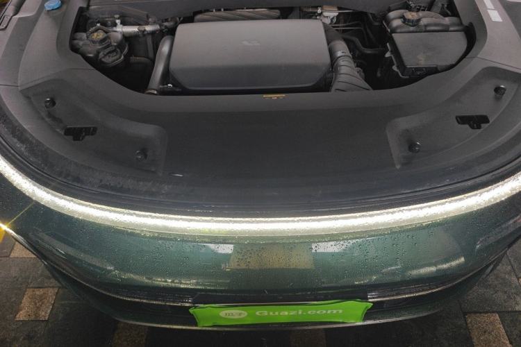 Used Li Auto L9 2023 Pro Model Engine Bay