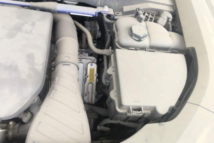 Used Li Auto L9 2023 Pro Model Engine Bay Left