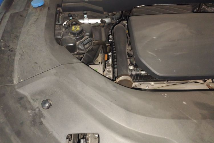 Used Li Auto L9 2023 Pro Model Engine Bay Right