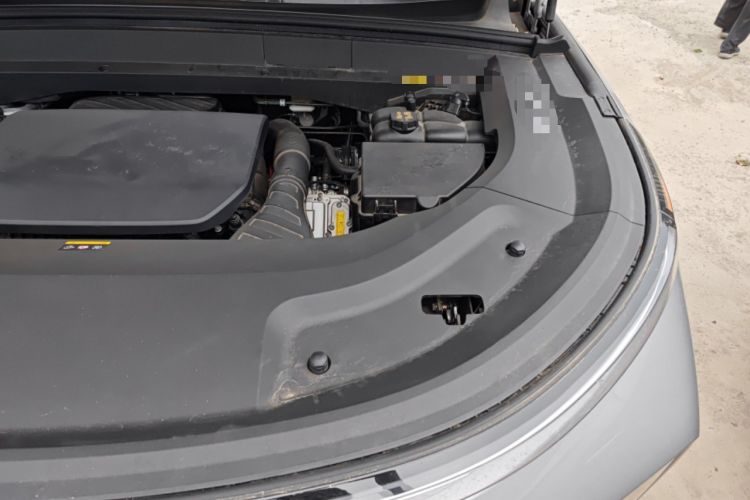 Used Li Auto L9 2023 Pro Model Engine Bay Left