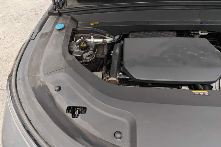 Used Li Auto L9 2023 Pro Model Engine Bay Right