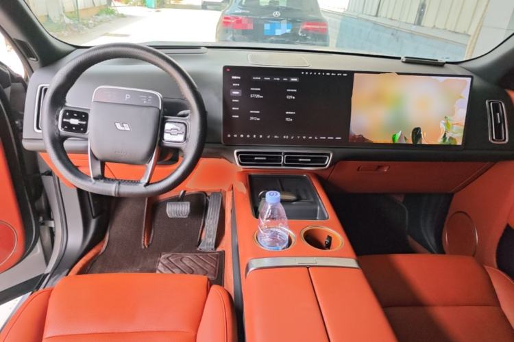 Used Li Auto L9 2023 Pro Model Center Console