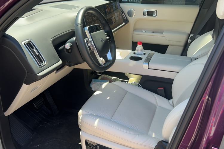 Used Li Auto L9 2023 Pro Model Interior 1