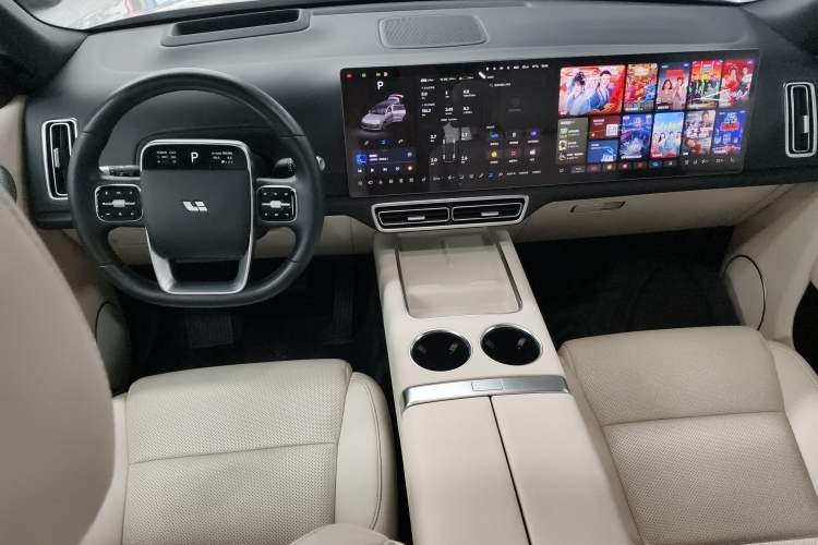 Used Li Auto L9 2023 Pro Model Center Console