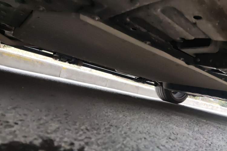 Used Li Auto L9 2023 Pro Model Chassis Front Left