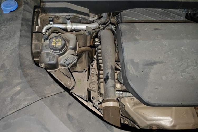 Used Li Auto L9 2023 Pro Model Engine Bay Right