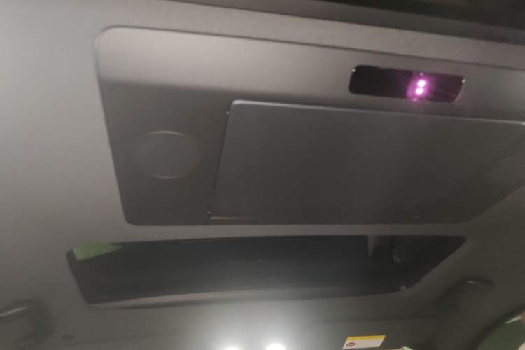 Used Li Auto L9 2023 Pro Model Headliner