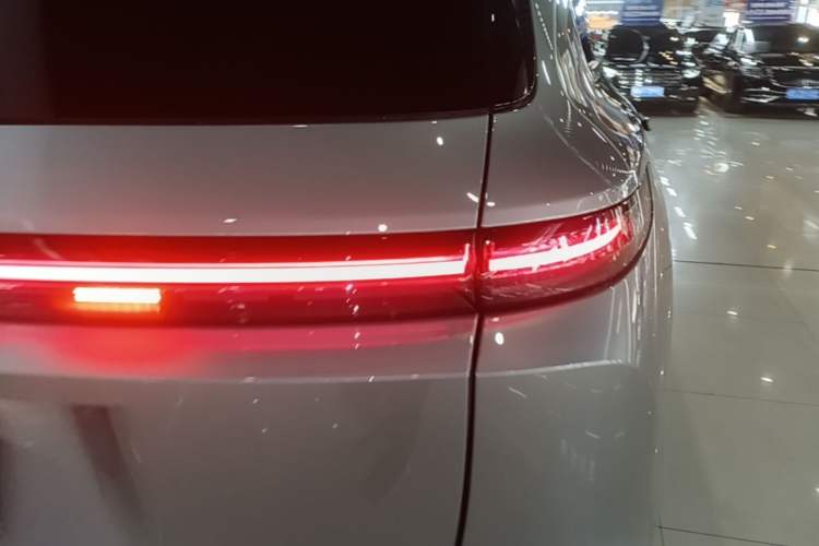 Used Li Auto L9 2023 Pro Model Right Rear Taillight