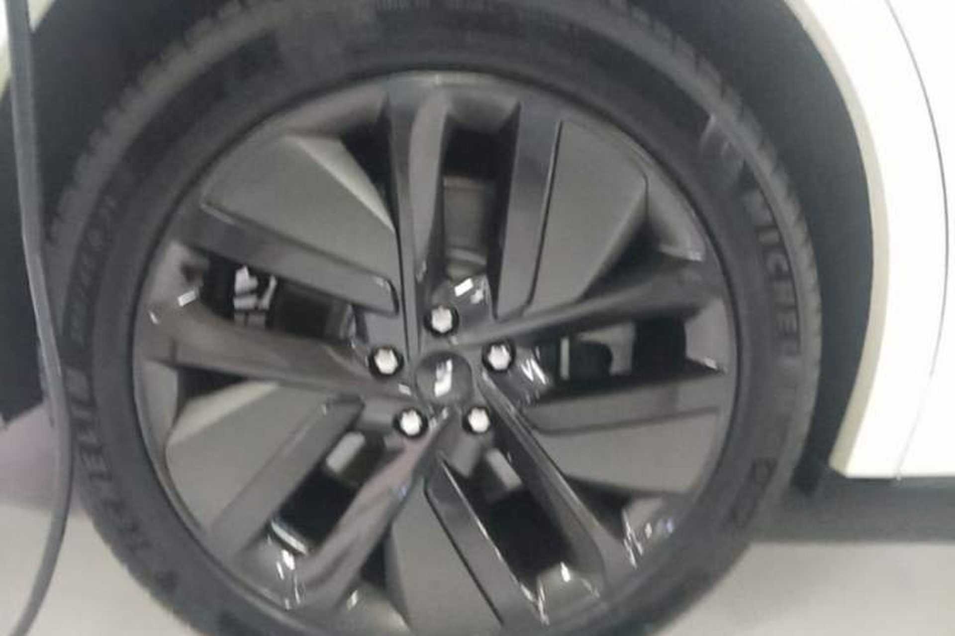 Used Li Auto L9 2023 Pro Model Exterior 5