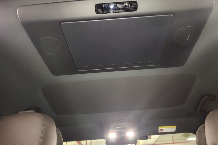 Used Li Auto L9 2023 Pro Model Headliner
