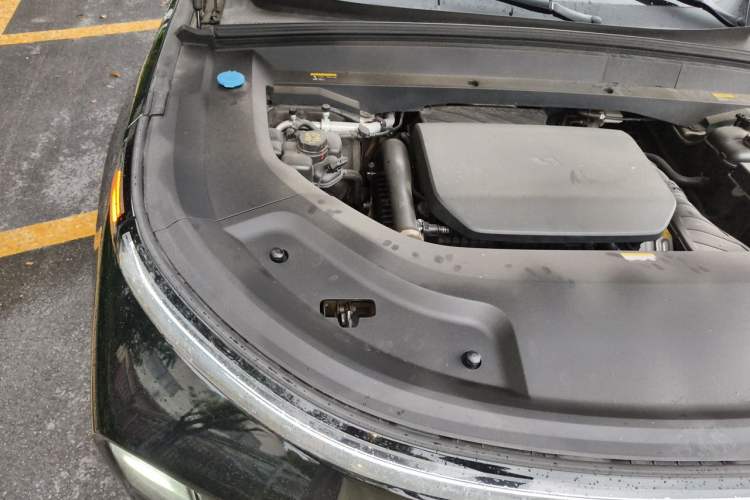 Used Li Auto L9 2023 Pro Model Engine Bay Right