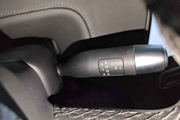 Used Li Auto L9 2023 Pro Model Gear Lever