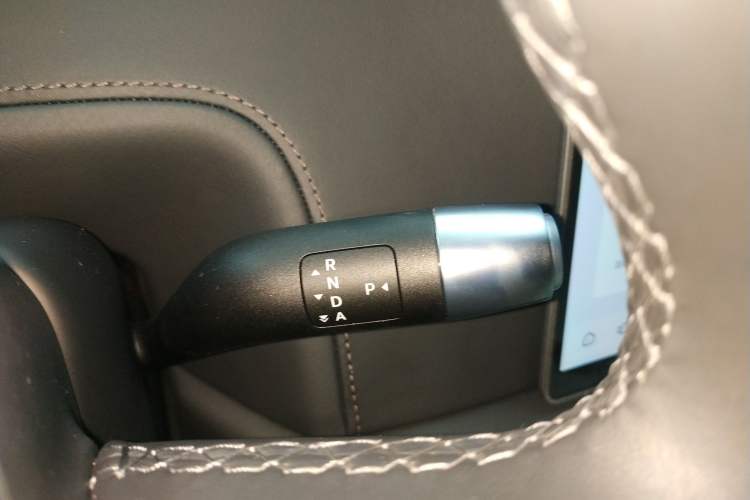 Used Li Auto L9 2023 Pro Model Gear Lever