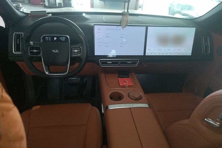 Used Li Auto L9 2024 Pro Model Center Console