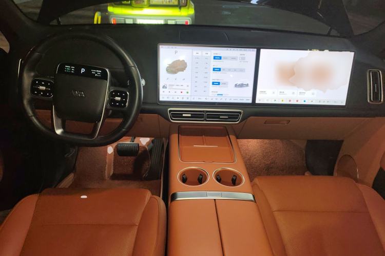 Used Li Auto L9 2024 Pro Model Center Console