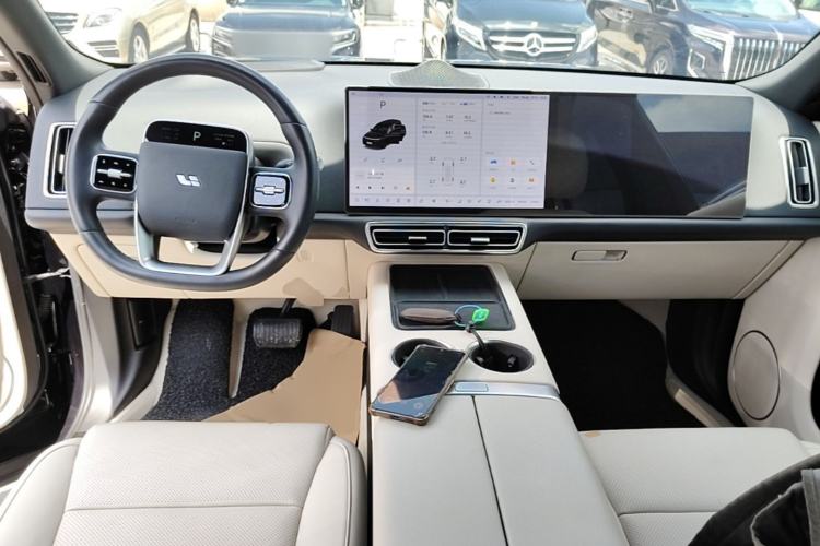 Used Li Auto L9 2024 Ultra Model Center Console
