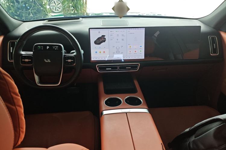 Used Li Auto L9 2024 Ultra Model Center Console