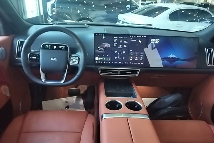 Used Li Auto L9 2024 Ultra Model Center Console