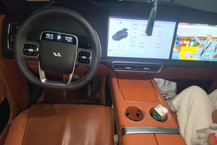 Used Li Auto L9 2024 Ultra Model Center Console