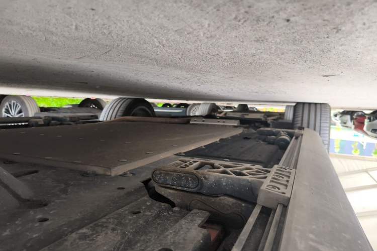 Used Li Auto L9 2024 Pro Model Chassis Rear Left