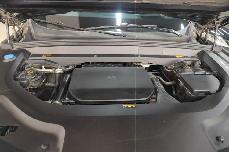 Used Li Auto L9 2024 Ultra Model Engine Bay
