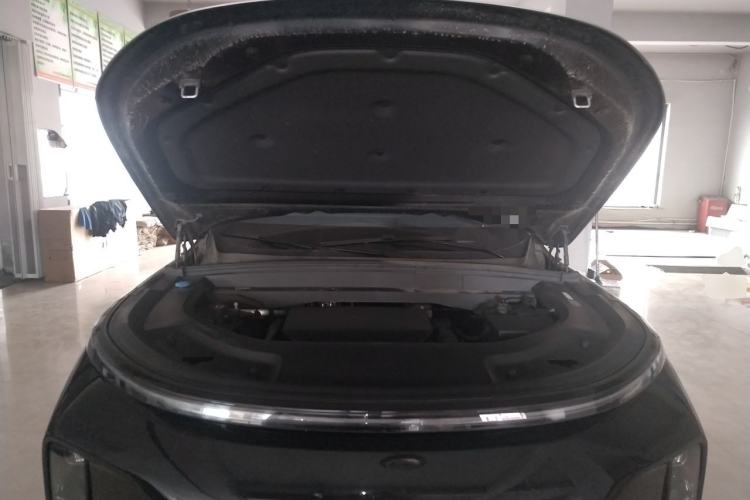 Used Li Auto L9 2024 Pro Model Engine Bay