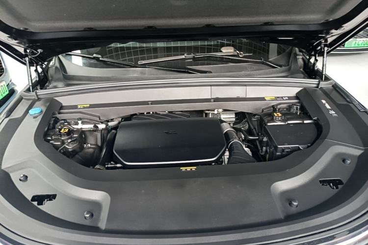 Used Li Auto L9 2024 Pro Model Engine Bay