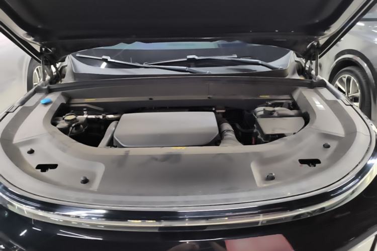 Used Li Auto L9 2024 Ultra Model Engine Bay