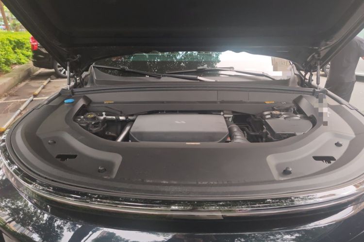 Used Li Auto L9 2024 Ultra Model Engine Bay