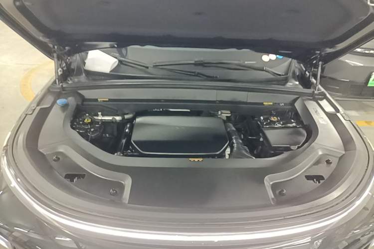 Used Li Auto L9 2024 Ultra Model Engine Bay