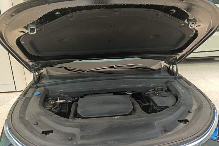 Used Li Auto L9 2024 Ultra Model Engine Bay