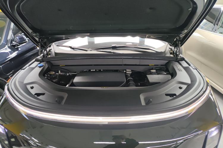 Used Li Auto L9 2024 Ultra Model Engine Bay