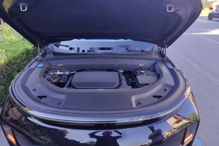 Used Li Auto L9 2024 Ultra Model Engine Bay