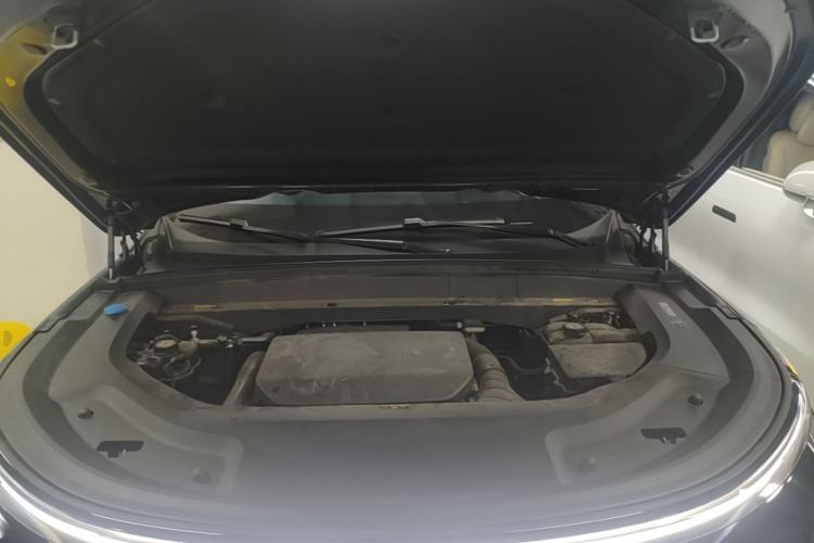 Used Li Auto L9 2024 Ultra Model Engine Bay